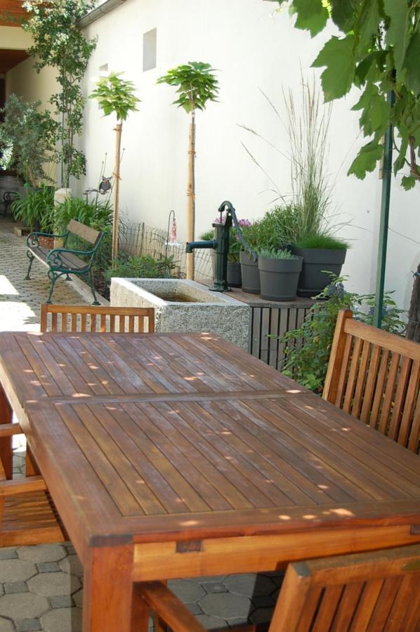 Weingut Krikler Apartment Weiden am See Ngoại thất bức ảnh