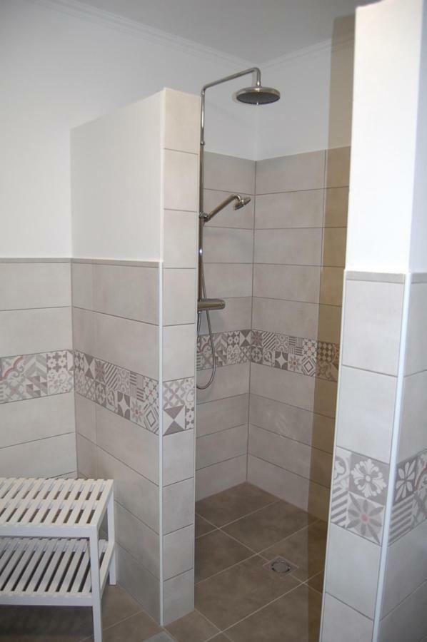 Weingut Krikler Apartment Weiden am See Ngoại thất bức ảnh